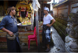 Танці Баронг і Кетчак (Балі) 2013 (13/54)