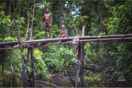 Папуа 2015: плем'я Коровай (15/65)