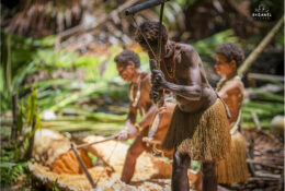 Папуа 2015: плем'я Коровай (37/65)