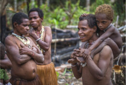 Папуа 2015: плем'я Коровай (59/65)